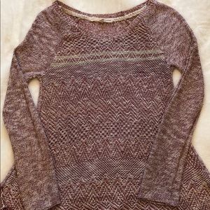 Rewind curved hem sweater